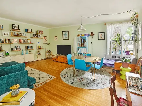 435 Ocean Pkwy APT 3K, Brooklyn, NY 11218