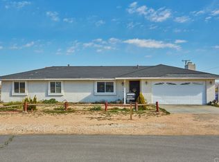 21490 Klamath Rd, Apple Valley, CA 92308
