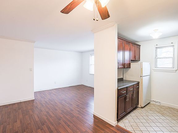2nd image of 4415 Falls Bridge Dr Unit G