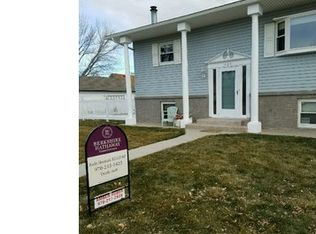 407 6th St, Windsor, CO 80550