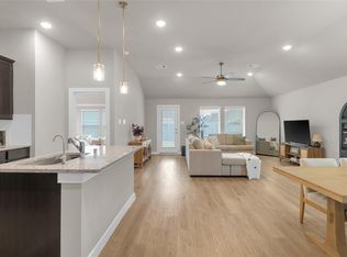 1207 Cavalry Junction Dr, Alvin, TX 77511