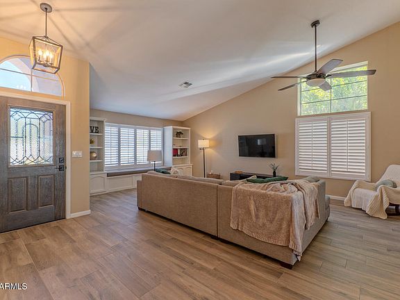 4th image of 3743 E WINDSONG Drive