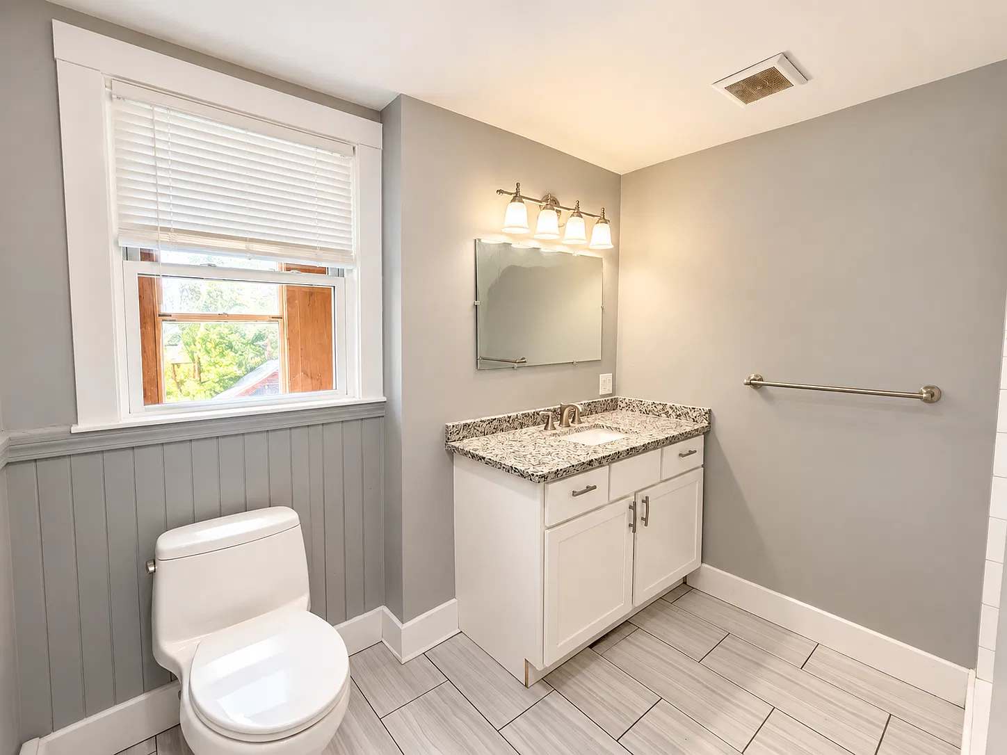 4 bed, 1275 sqft, $3,450 — Photo 4