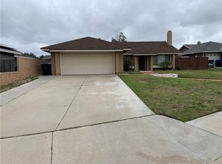 5571 Thistle St, San Bernardino, CA 92407