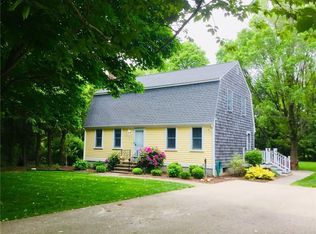 416 Fairgrounds Rd, South Kingstown, RI 02892