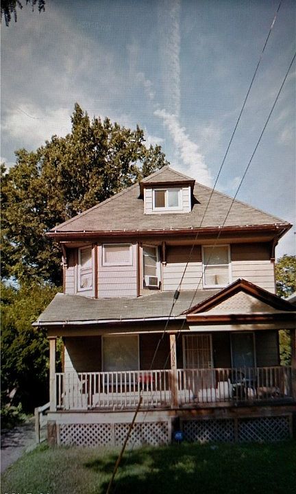 1st image of 1002 E 131st St