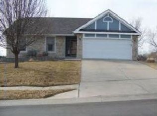 10002 N Highland Trl, Kansas City, MO 64155