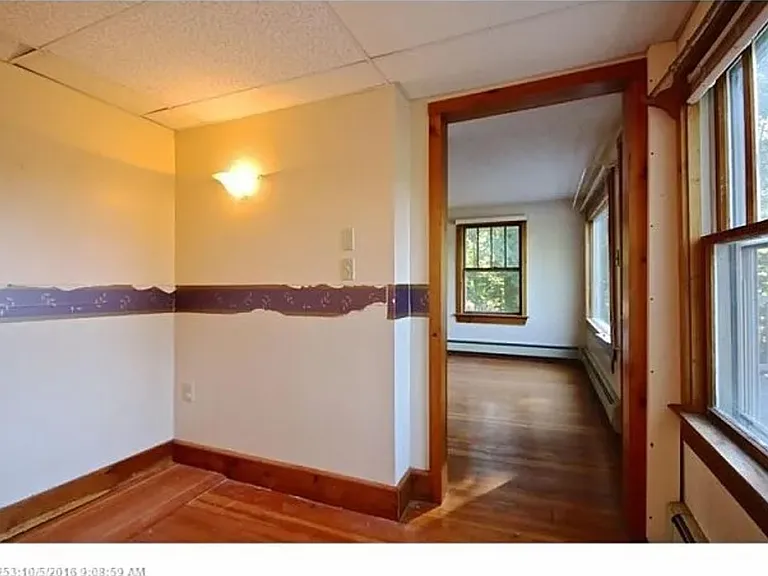 40 Claman Dr — Photo 25