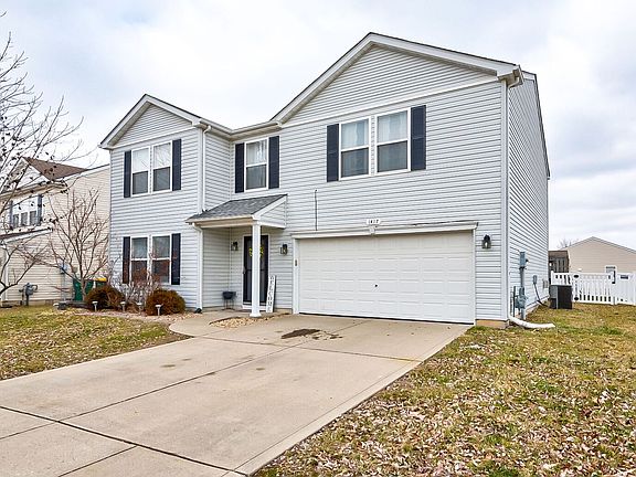 2nd image of 1417 Autumn Lakes Ln