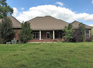 55 Joe Parker Ln, Seminary, MS 39479