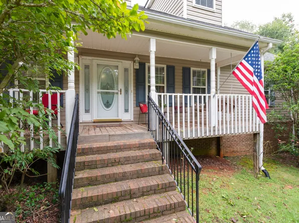 556 Fuller Rd, Athens, GA 30607