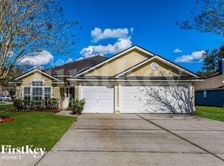 182 Greenfield Dr, Saint Johns, FL 32259