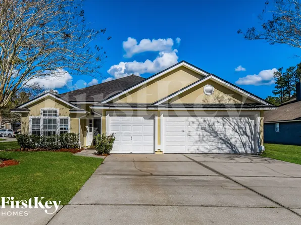 182 Greenfield Dr, Saint Johns, FL 32259