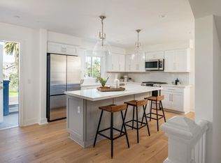 537 Orange Ave, Coronado, CA 92118
