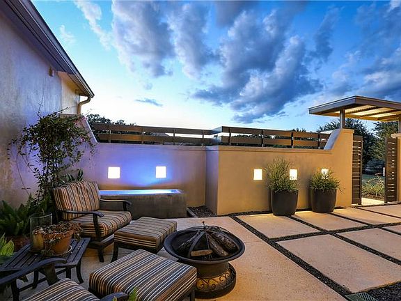 2nd image of 104 Tuscany Way