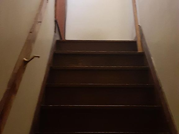 3rd image of 6823 Harvard Ave #Up