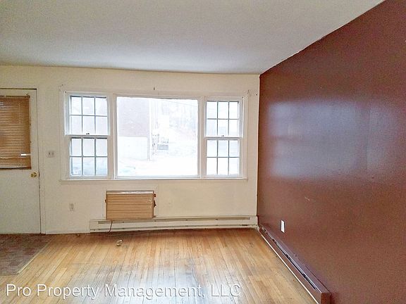 3rd image of 97 National Ave