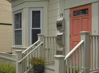 19 Fairmont Ave #C, Cambridge, MA 02139