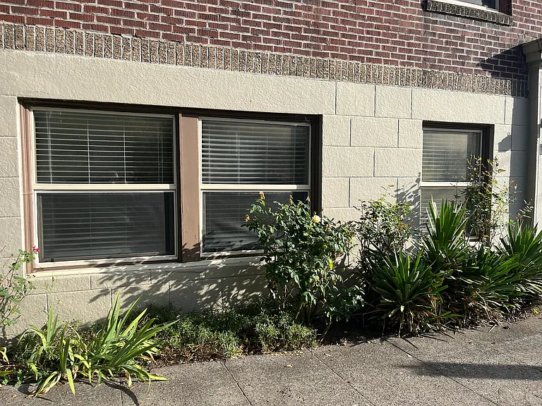 2455 NW Quimby St #A — Photo 16