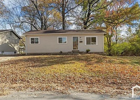 10512 Count Dr — Photo 1