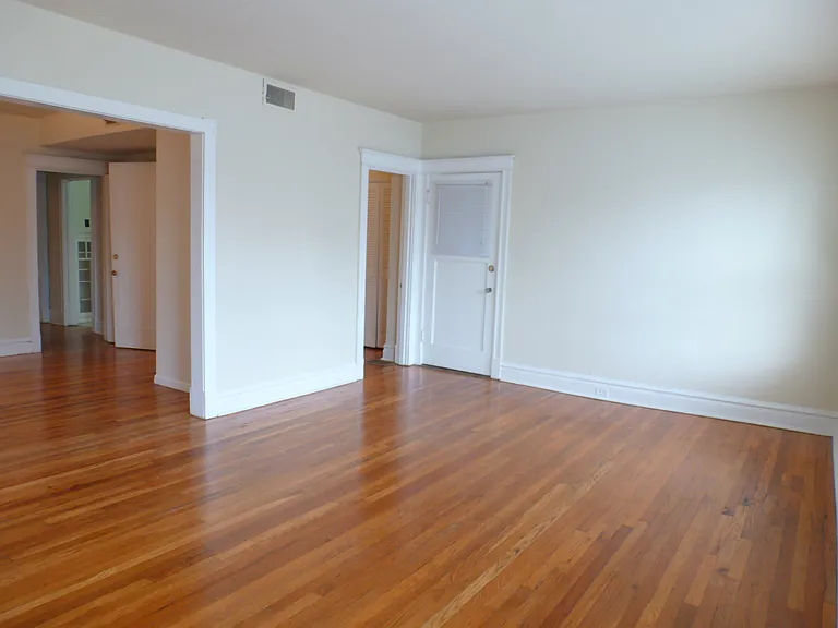 769 Syracuse Ave — Photo 6