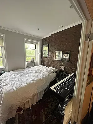 Rented by Point NYC | media 27