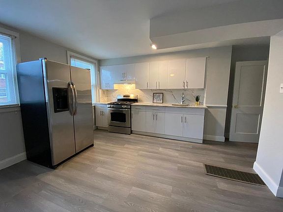 5th image of 5732 Tackawanna St
