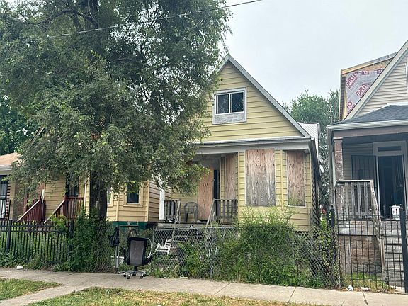 2nd image of 6837 S Winchester Ave