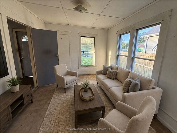 4th image of 845 13th St