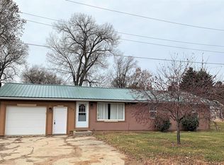 107 5th St, Hayti, SD 57241