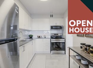 Canyon Apartments, Toronto, ON M3H 4X9