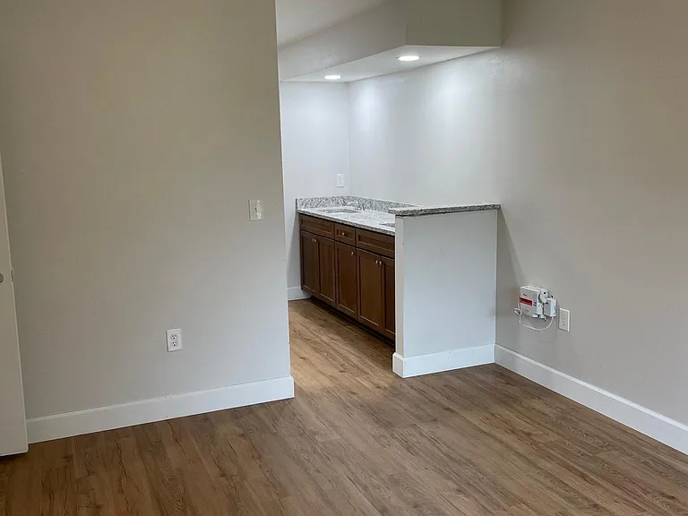 3604 Dovetail Ln N — Photo 14