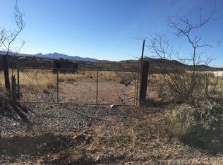 443 E Saguaro Ln, Bisbee, AZ 85603