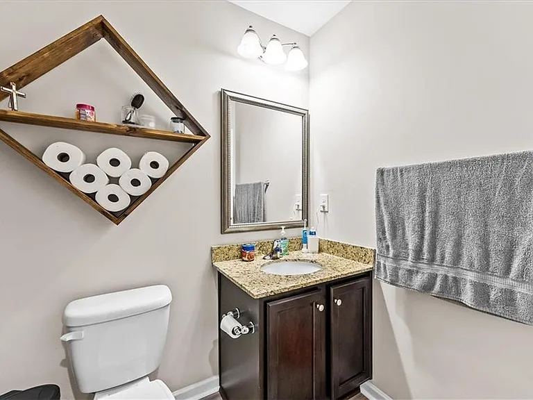 201 Vista Cir — Photo 11