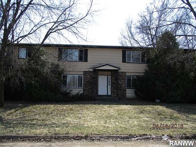 2nd image of 540/552 Burr Oak Street