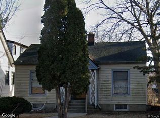 2221 W Hampton Ave, Milwaukee, WI 53209