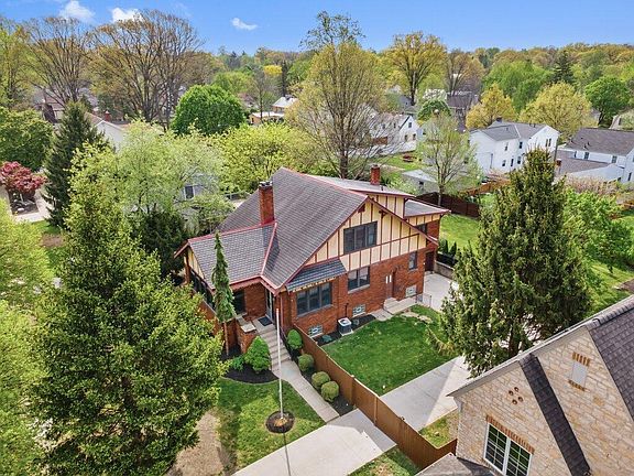 2nd image of 235 Acton Rd
