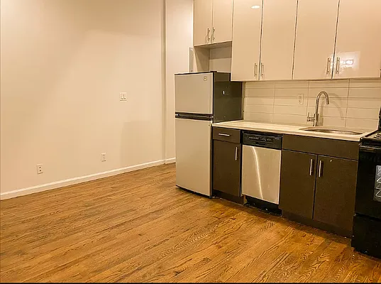 Rented by Trion Real Estate Management | media 15