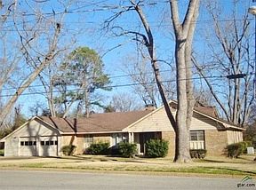 1st image of 1002 Deaton St