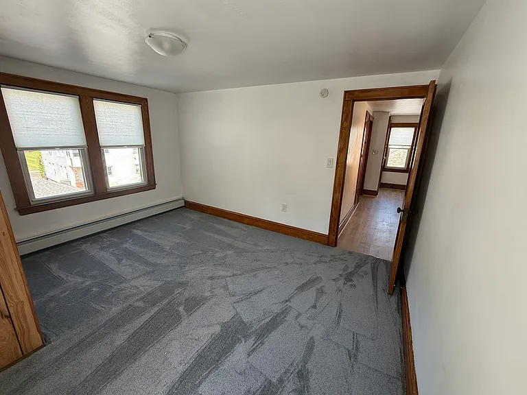 225-227 Pearl St #227-B — Photo 9