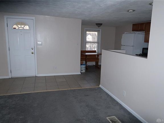 2nd image of 108 E Jackson St