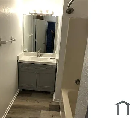 612 Race St #D — Photo 4