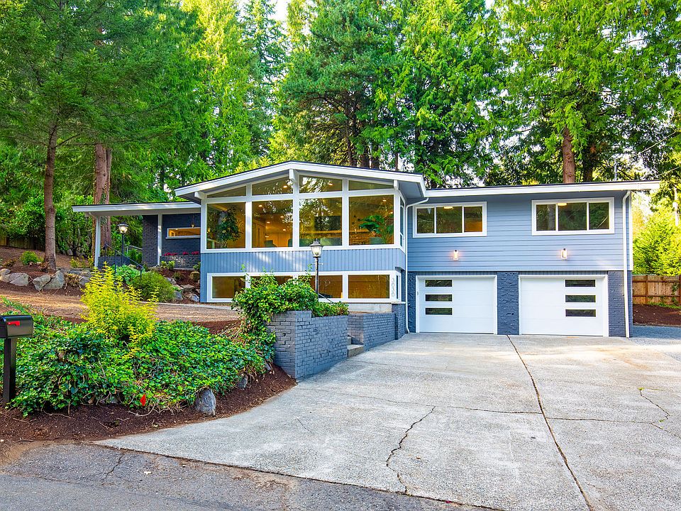 1st image of 3030 NE 181st St