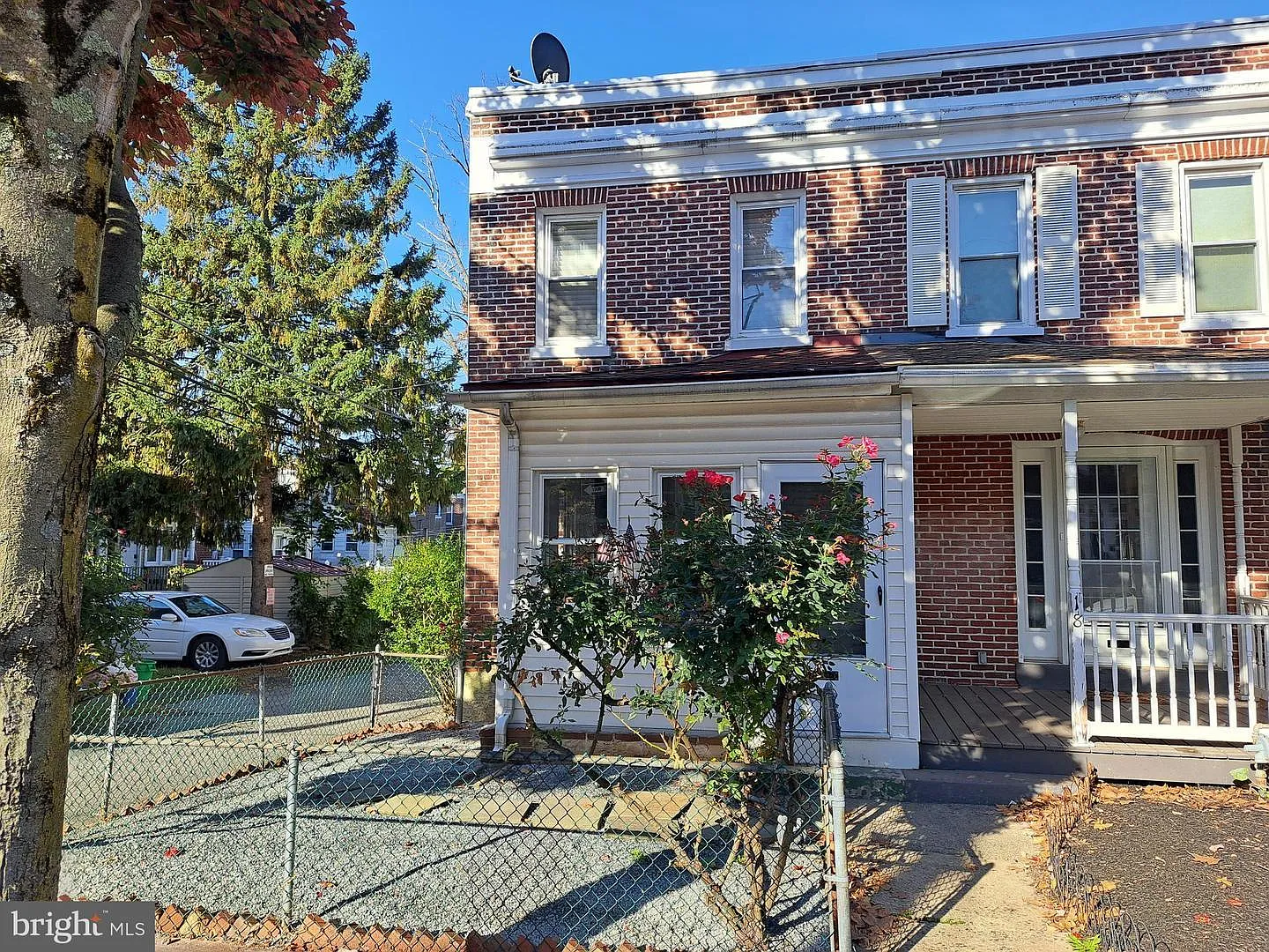 2 bed, 1000 sqft, $2,500 — Photo 1