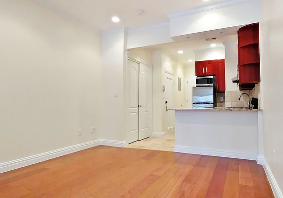 Rented by The Search D&M | media 23