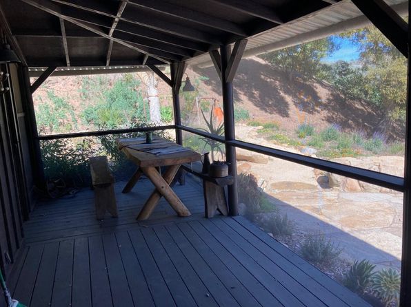 5208 Casitas Pass Rd, Ventura, CA 93001