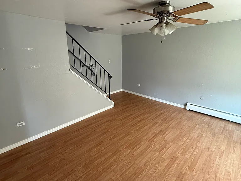 1355 Gaylord St #7 — Photo 5