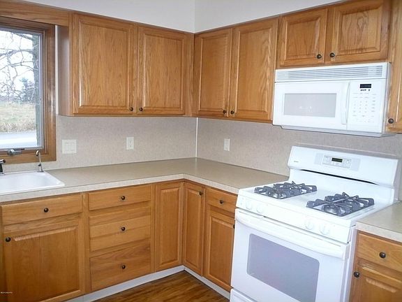 2nd image of 5309 Wade St SE