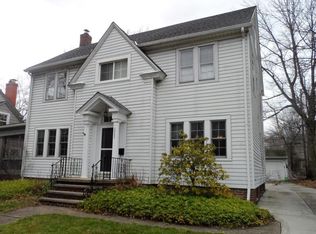 3265 Chadbourne Rd, Shaker Heights, OH 44120