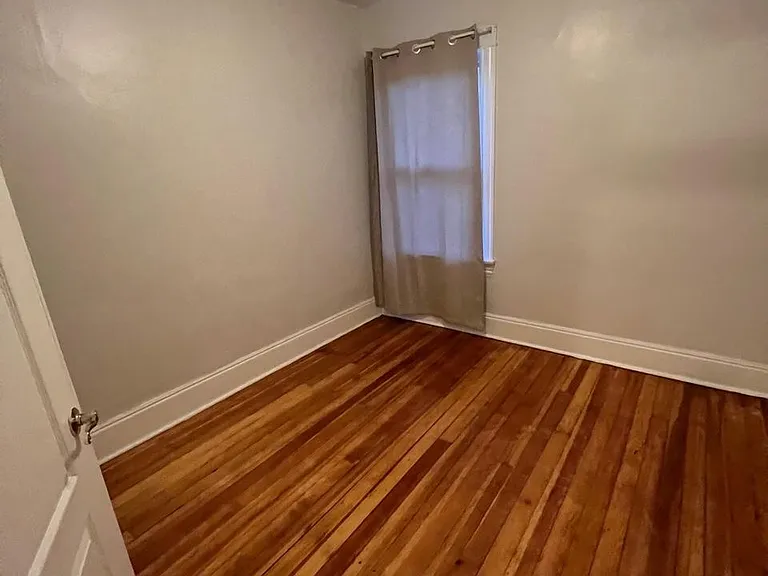 2256 N High St #1 — Photo 17